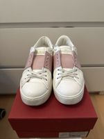 Original Valentino Garavani Rockstud Sneakers – Grösse 38