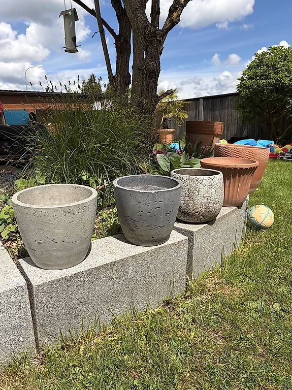 Blumentöpfe: Gartentöpfe  – Gebraucht aus Boswil von Roman992