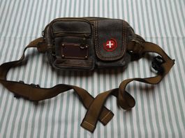 Tolle Bauchtasche im Schweizer Design - 241029