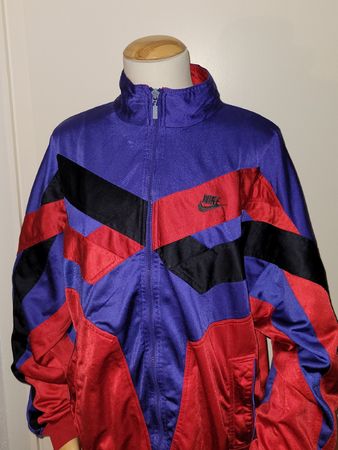 Vintage Nike Trainingsjacke, Top Zustand, Grösse M