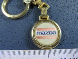 MAZDA AUTO LOGO SCHLÜSSELANHÄNGER GOLDIG VINTAGE