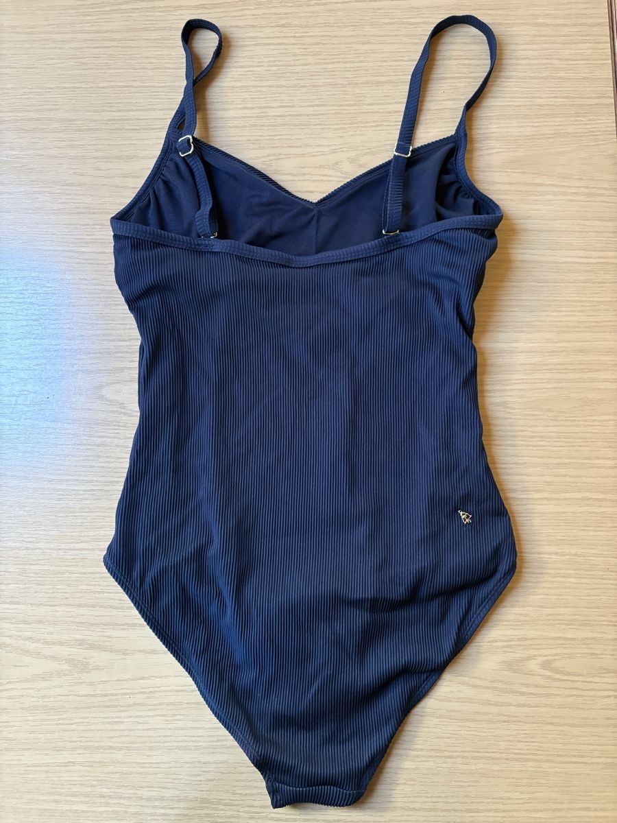 Costumi da bagno & Bikini: Badeanzug Beach Mountain Rippen  Grösse 44 – Usato da Wyssachen venduto da Hahe89 1