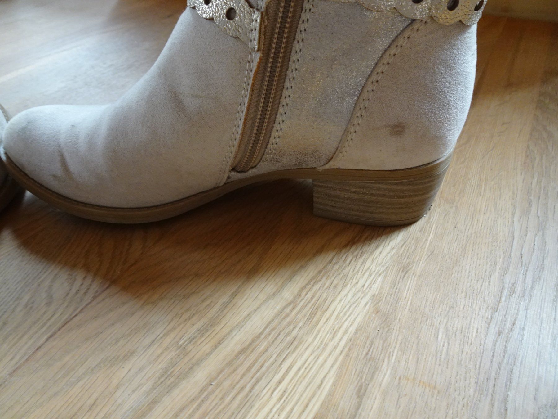 Scarpe da donna: Marco Tozzi Stiefelette beige Gr. 36 - 260279 – Usato da Küssnacht am Rigi venduto da Schuhe-Secondhand 4