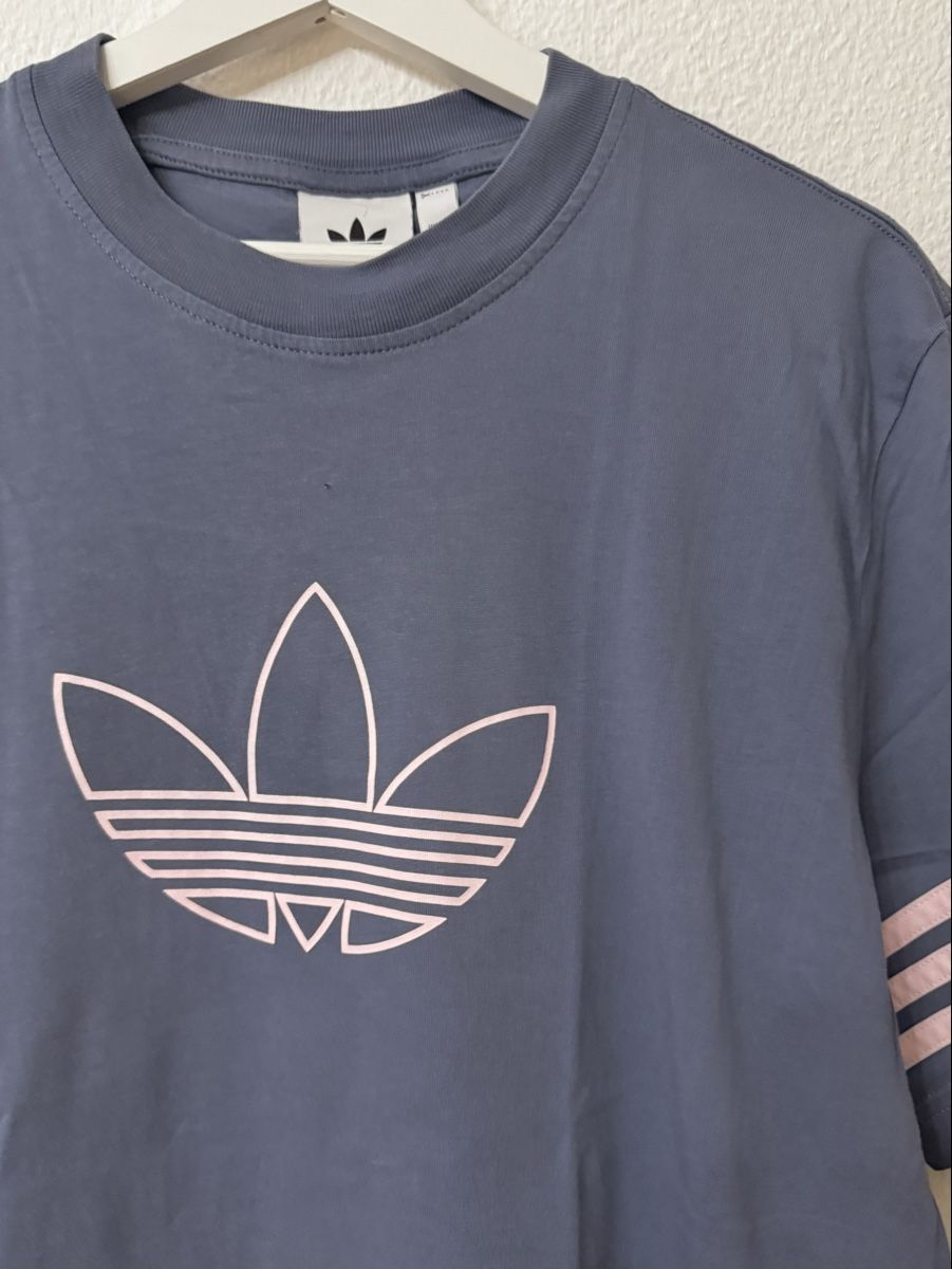 Adidas T-shirt: Adidas T-Shirt Blau – Nuovo (secondo la descrizione) da Luzern venduto da Leaaa 1