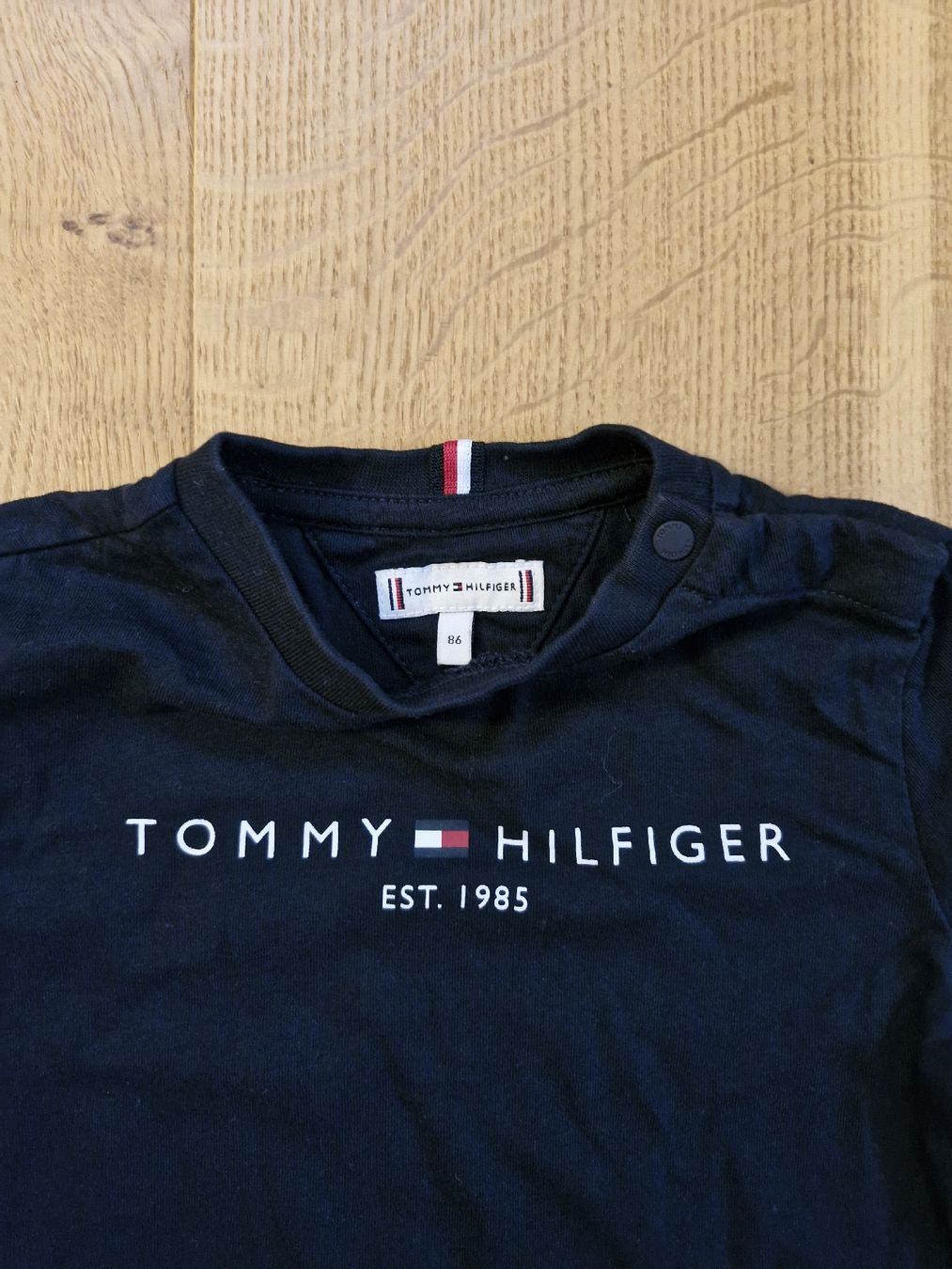 Tommy Hilfiger Camicie, T-shirt & Polo: Tommy Hilfiger - Langarm-Shirt / Grösse 86 – Usato da Chur venduto da Master83 1