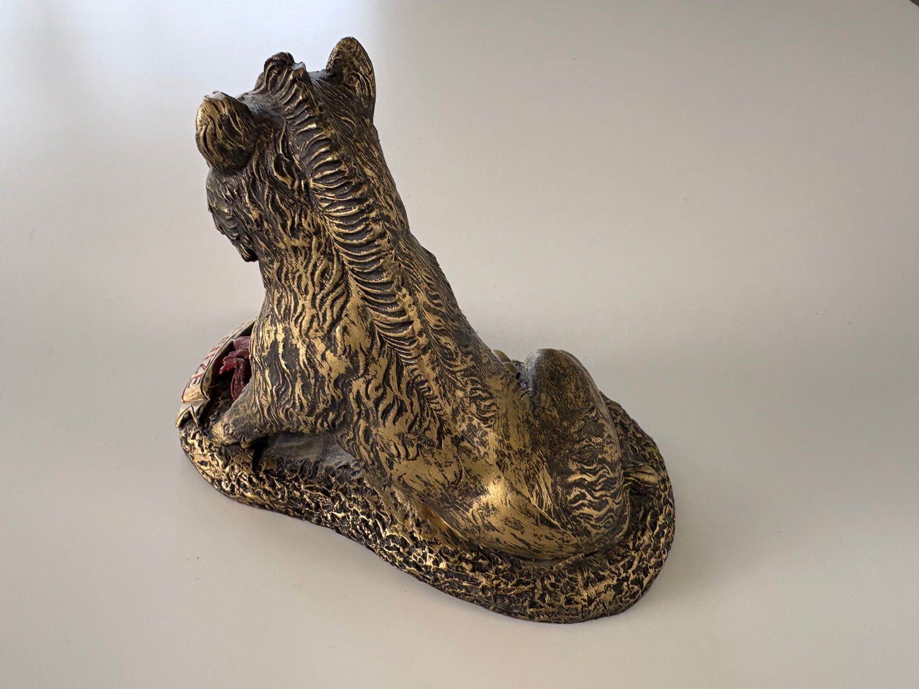 Figuren: Sanglier "Firenze" décoratif en résine dorée – Gebraucht aus Lausanne von opi_92cn 2