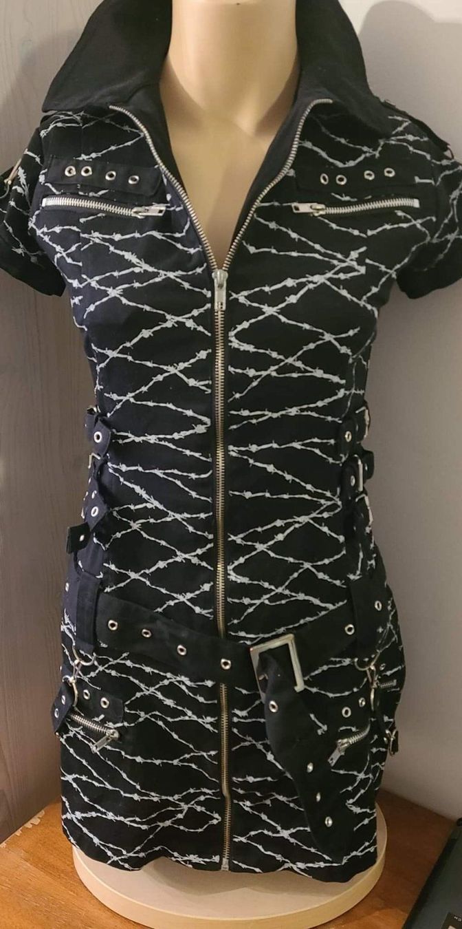 Vestiti: Hell Bunny Barbed Wire Dress Gothic – Nuovo (secondo la descrizione) da Eglisau venduto da Durango-Eduardo 4