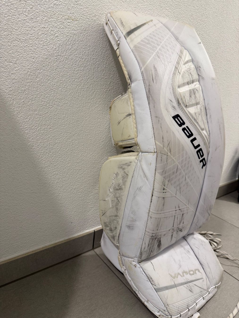 Bauer Protezioni & Imbottiture: Goalie Pads / Gambali da portiere – Usato da Mezzovico venduto da melissa_boverio 1