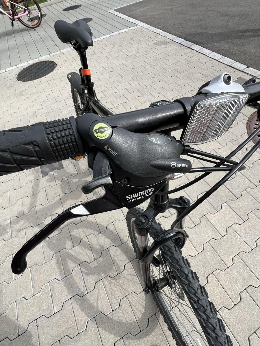 Biciclette: Mountainbike schwarz – Usato da Pfäffikon ZH venduto da Munkaeli 2