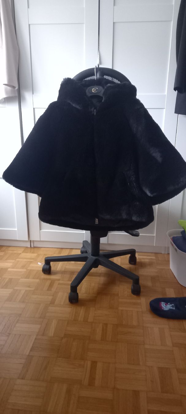Giacche: Kunstpelz Jack reversible – Usato da Bachenbülach venduto da Dominik-20 4