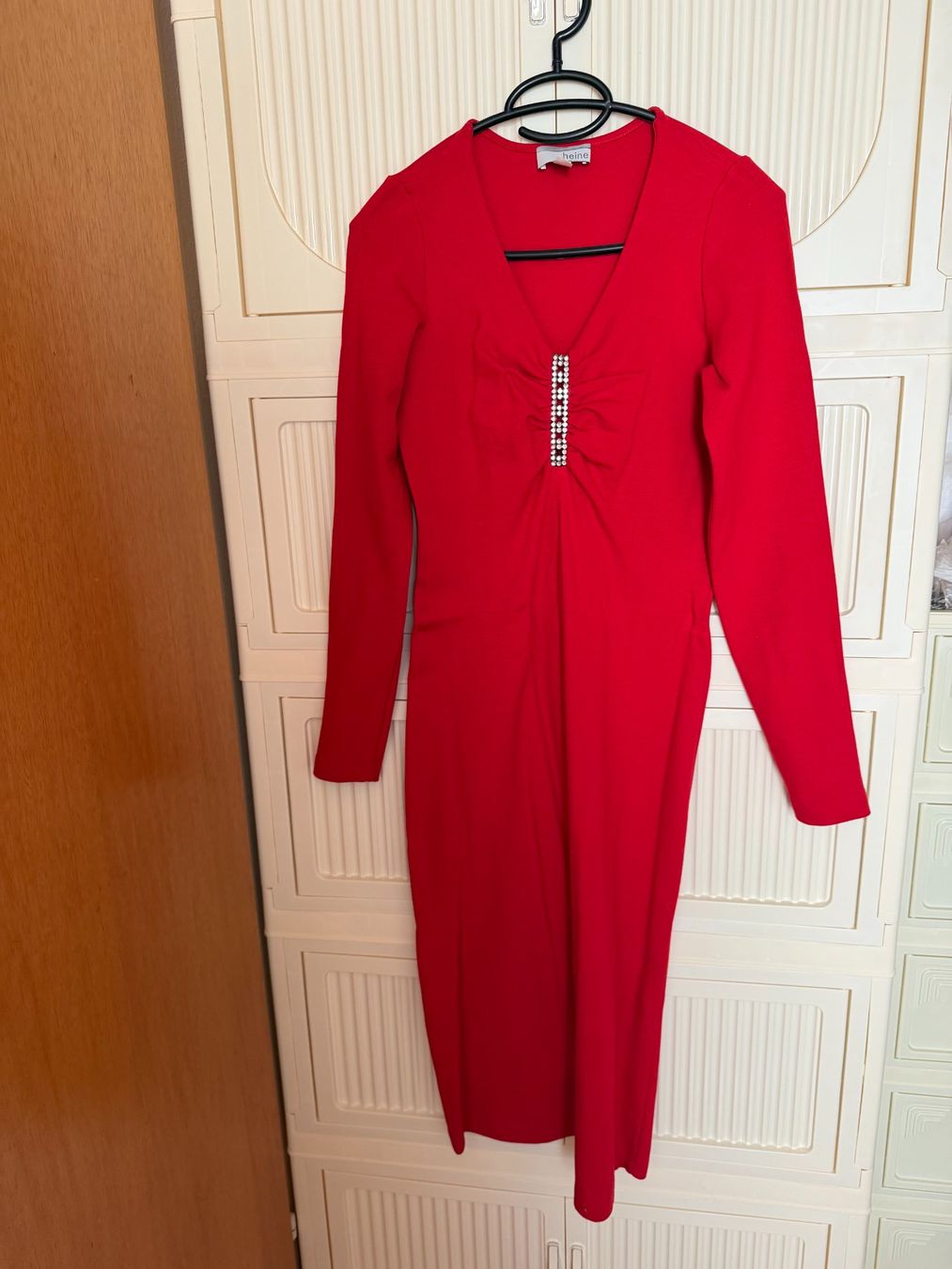 Heine Vestiti: Kleid rot Grösse 36 Heine mit Schmucksteinen – Nuovo (secondo la descrizione) da Brunnenthal venduto da Eco07