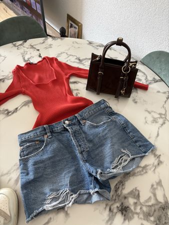 Superbe lot d'été! Shorts en jean mango + body Zara et sac 