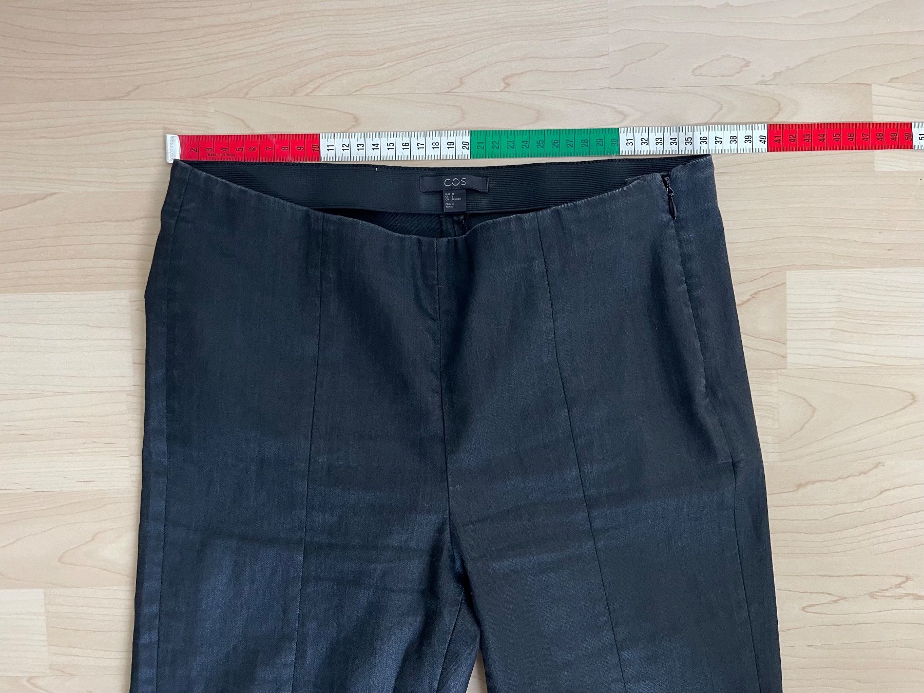 Cos Pantaloni: COS: schmal geschnittene Hose, anthrazit, 36 – Usato da Luzern venduto da ellitussi 5