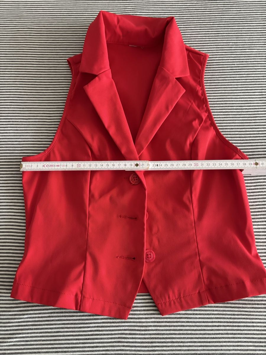 Gilet & Giacche senza maniche: Rote Weste, Grösse S, Neu ! – Nuovo (secondo la descrizione) da Salenstein venduto da Silly...0 6