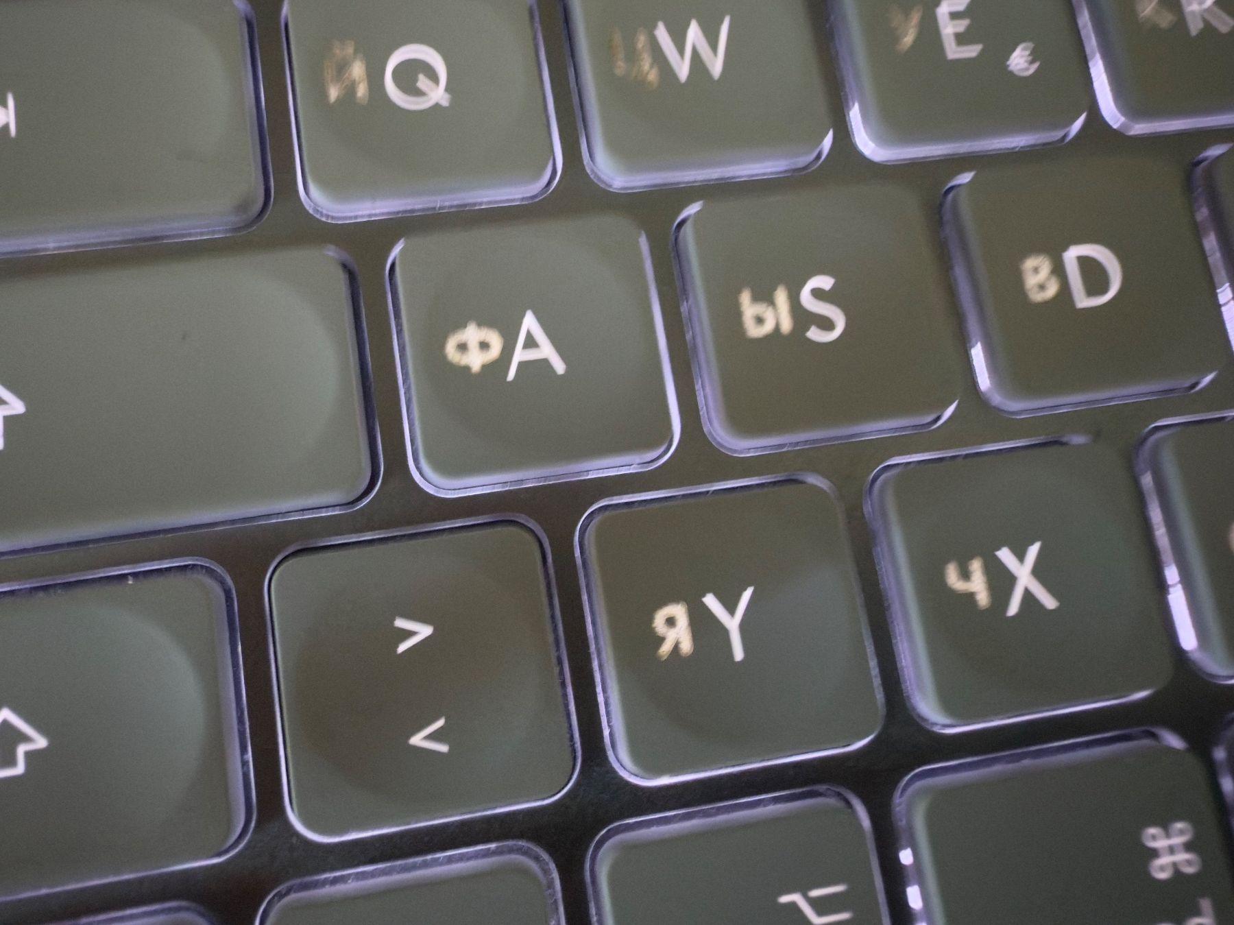 Logitech Claviers: MX Keys Mini for Mac (DE-RU) – D'occasion à Eglisau par SAM240186 3