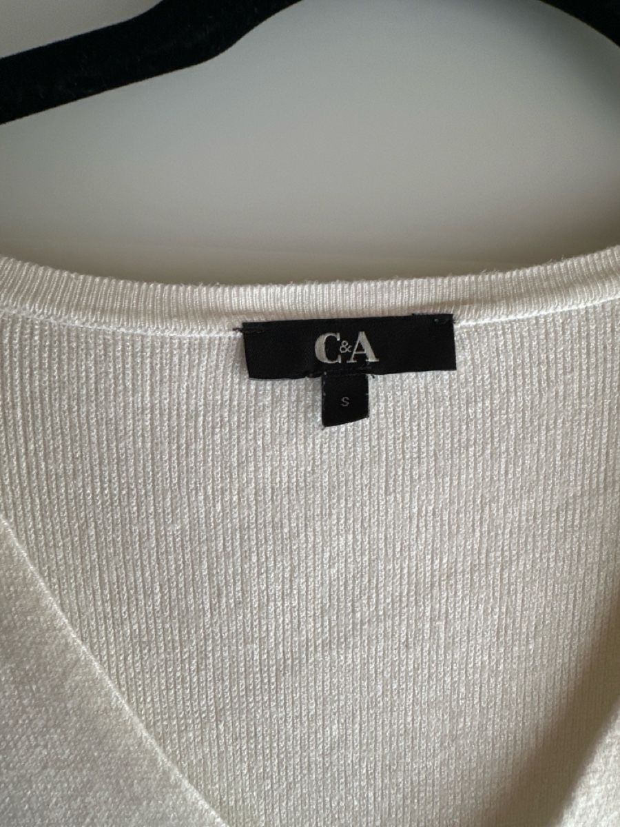 C&A Maglioni & Felpe: C&A Pullover 3/4 Ärmel Grösse S weiss gestreift – Usato da Buchs AG venduto da Dasmusstduhaben 1