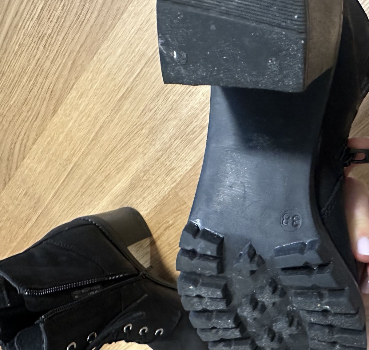 Scarpe da donna: Schwarze Stiefeletten, Grösse 38 – Usato da Lufingen venduto da ott_r59k 3
