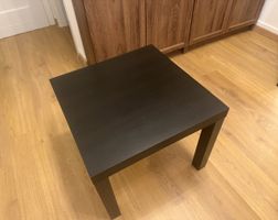 Table dark wood square side table good condition