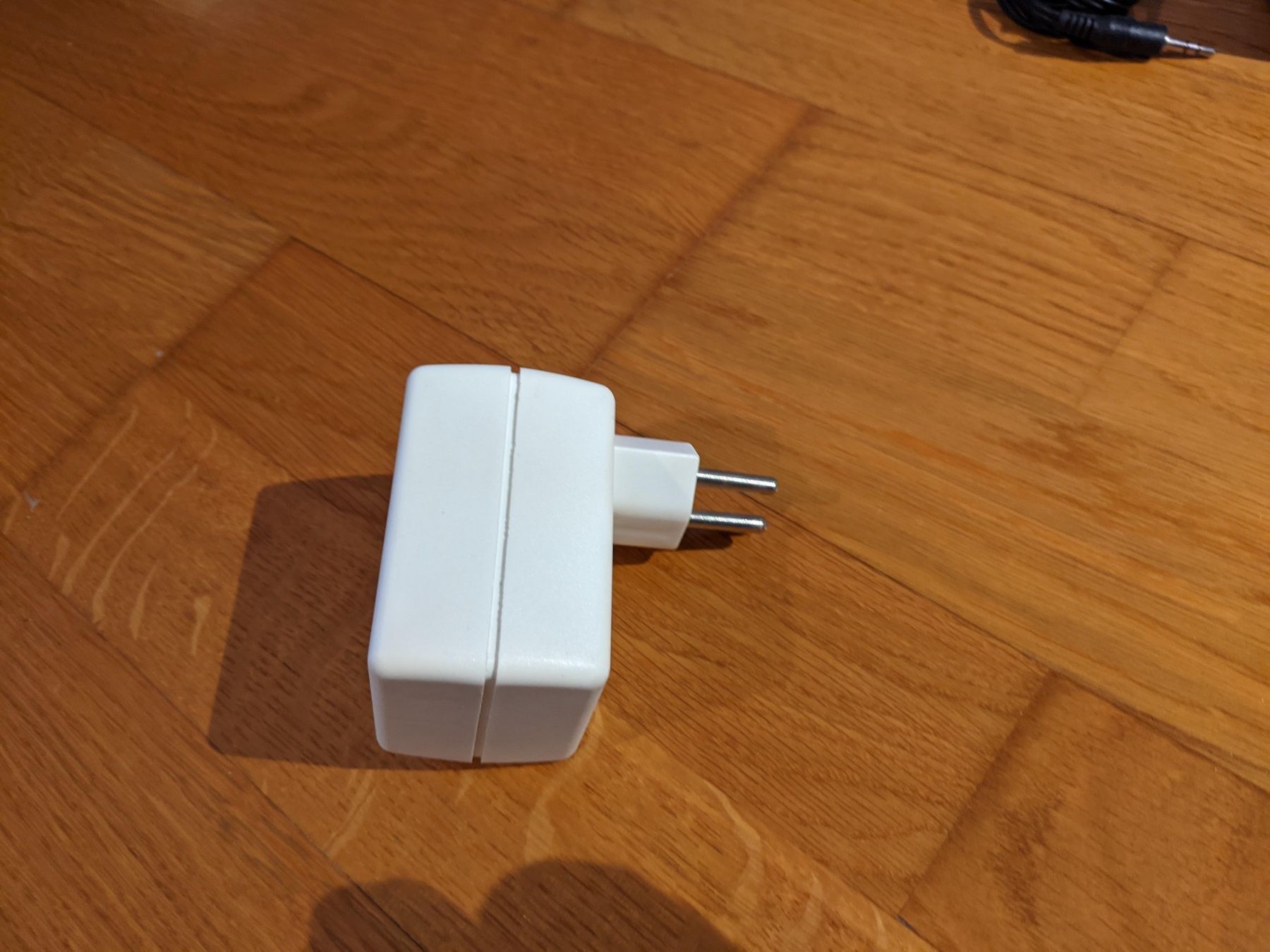 Stecker: Stecker (adapter) – Gebraucht aus Herrliberg von Aprelic 2