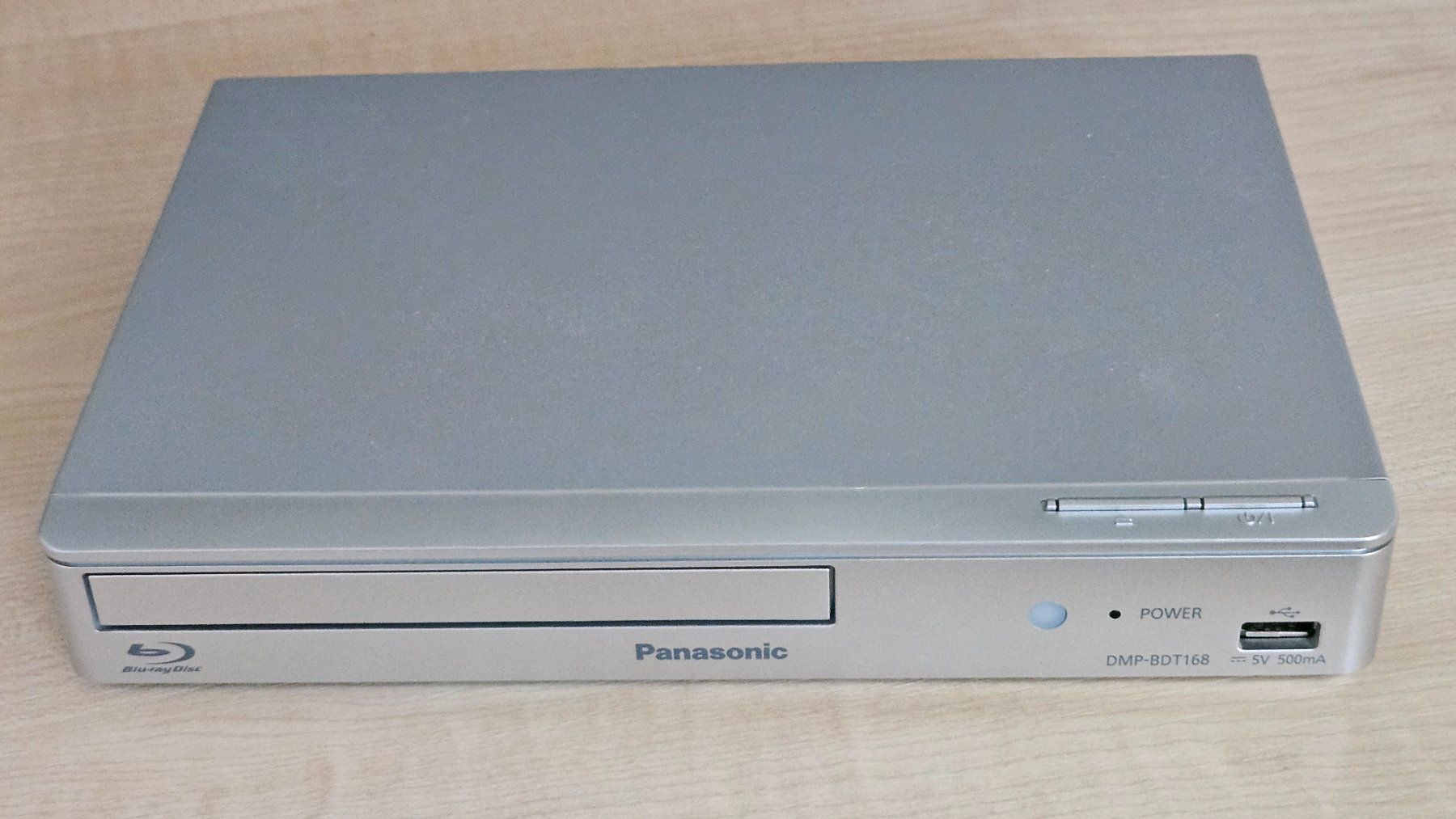Panasonic Systèmes audio & multimédias: Panasonic Blu-ray Player DMP-BDT168 Silber – D'occasion à Jona par ASMARADO 1
