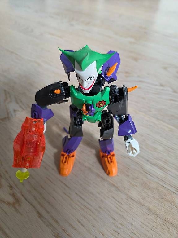 Statuette: Super Hereos The Joker Figur – Nuovo (secondo la descrizione) da Therwil venduto da jas_zjx8 1