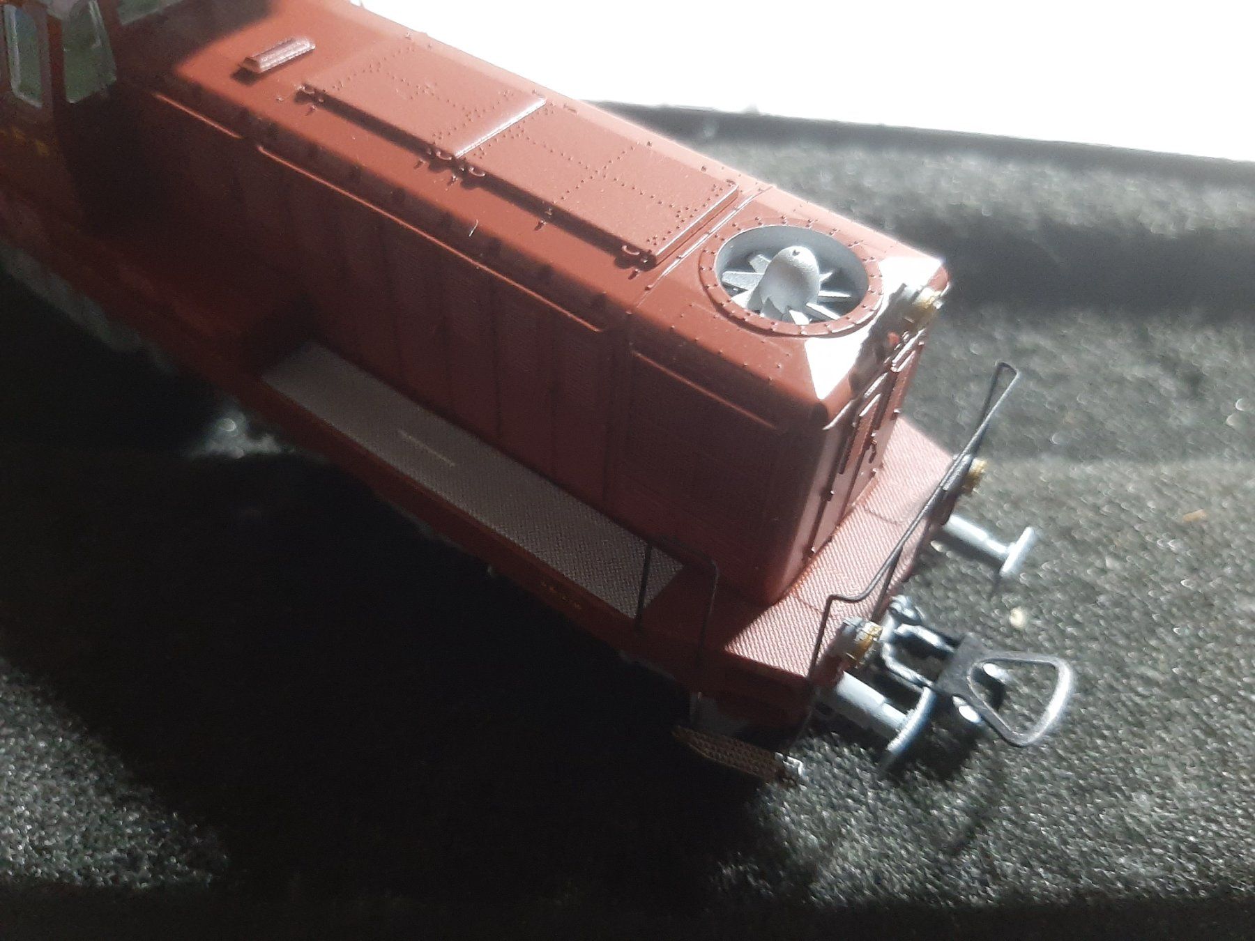 Roco Modelleisenbahnen: LS 17 005 – Gebraucht aus Avully von RIVALIS 5
