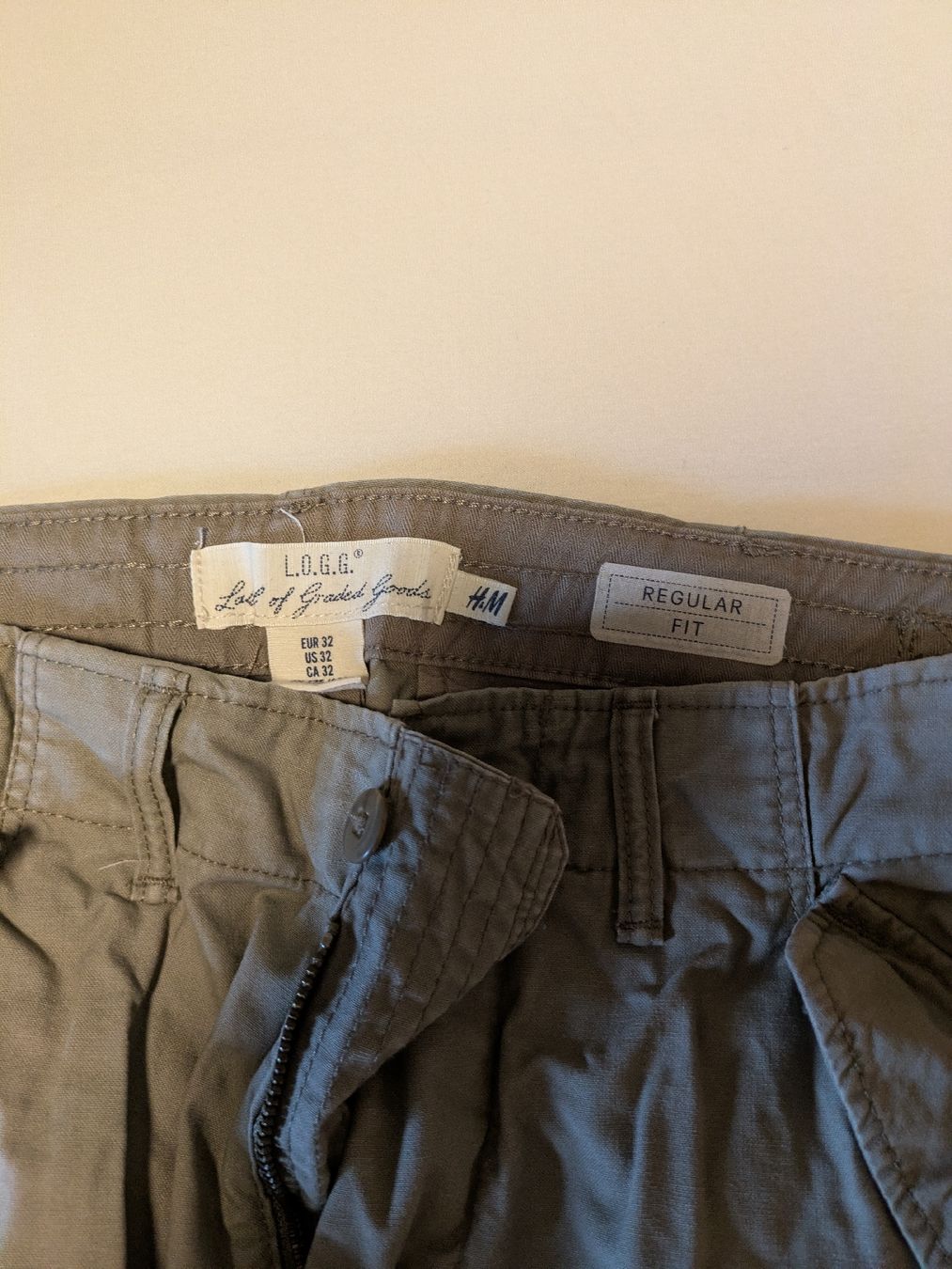 Lotti di vestiti: 3 Hosen Gr. 32-34/30 – Usato da Bottmingen venduto da HyperionFalls 1
