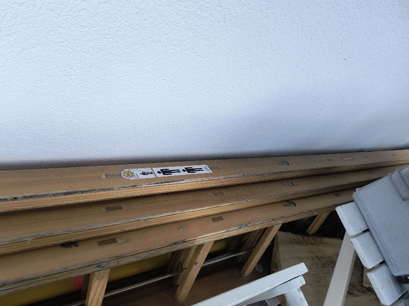 Scale: 3 teilige Schiebeleiter mit 2Beinstütze Ehrsam 14m – Usato da Richterswil venduto da Fega 5