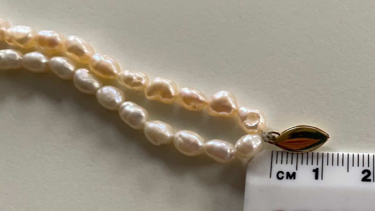 Ketten: Süsswasserperlen-Kette mit 14 Karat Goldverschluss – Gebraucht aus Schnaus von sueg01 5