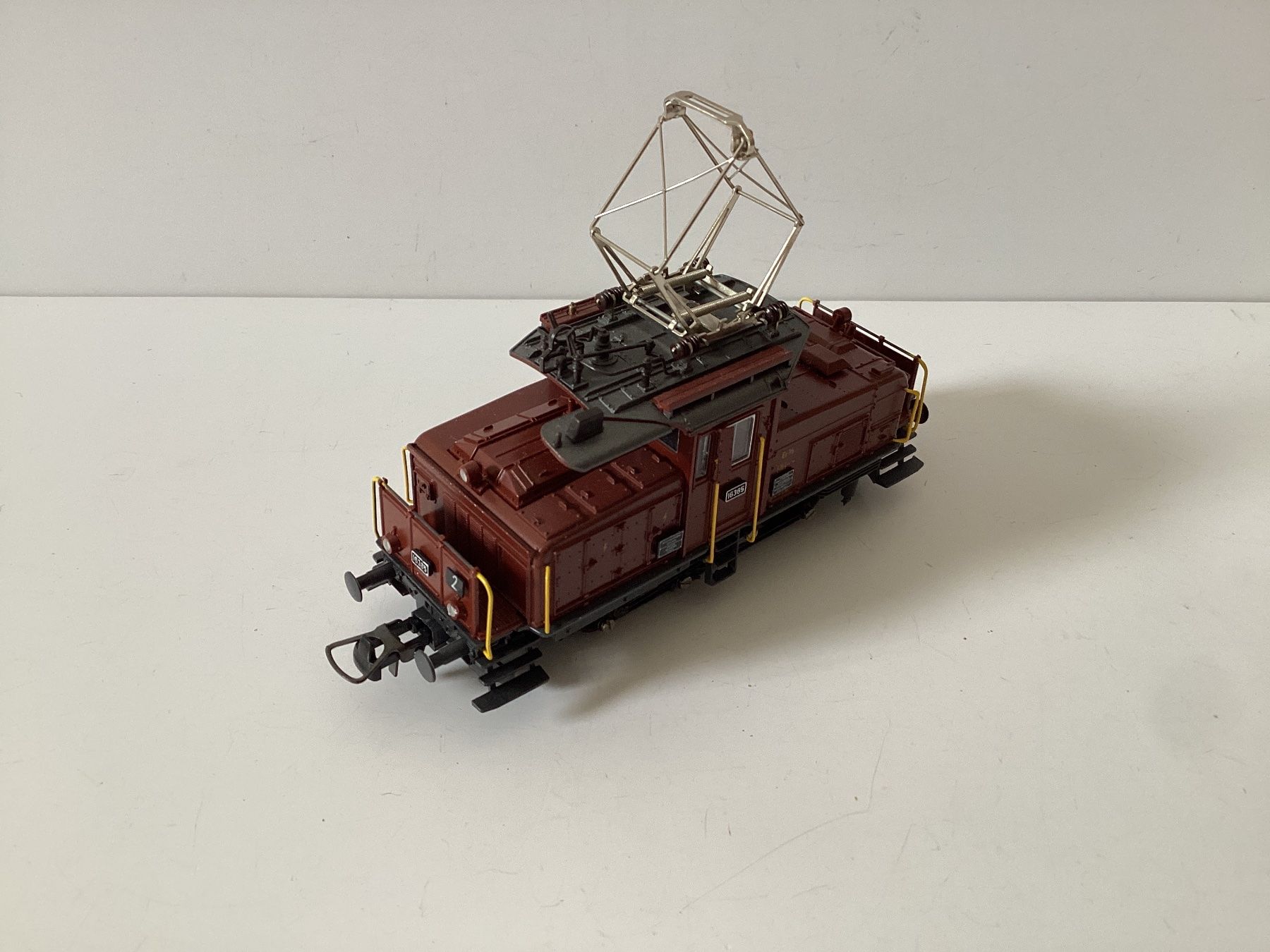 Fleischmann Modelleisenbahnen: Roco Lindt SBB Ee 3/3 41089 – Gebraucht aus Effretikon von simtek_de 4