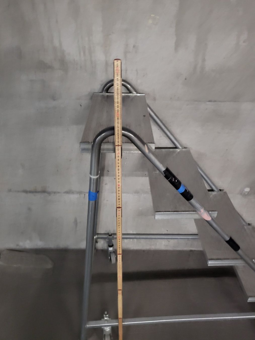 Scale: Rolltreppe 1 m hoch – Usato da Fontnas venduto da Alvier54