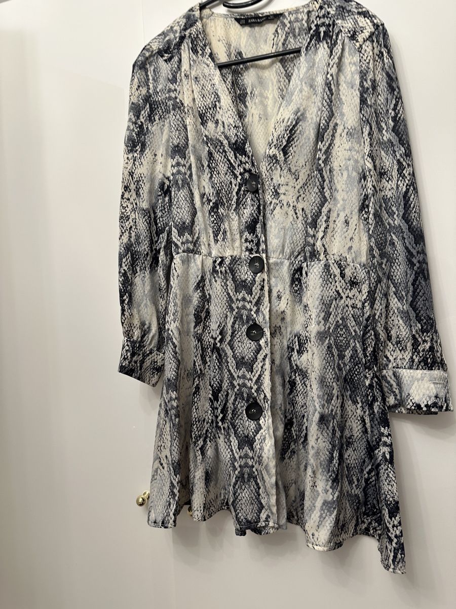 Zara Vestiti: Schönes Zara Kleid Gr. M – Usato da Perlen venduto da H.Spa