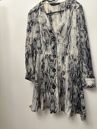 Schönes Zara Kleid Gr. M