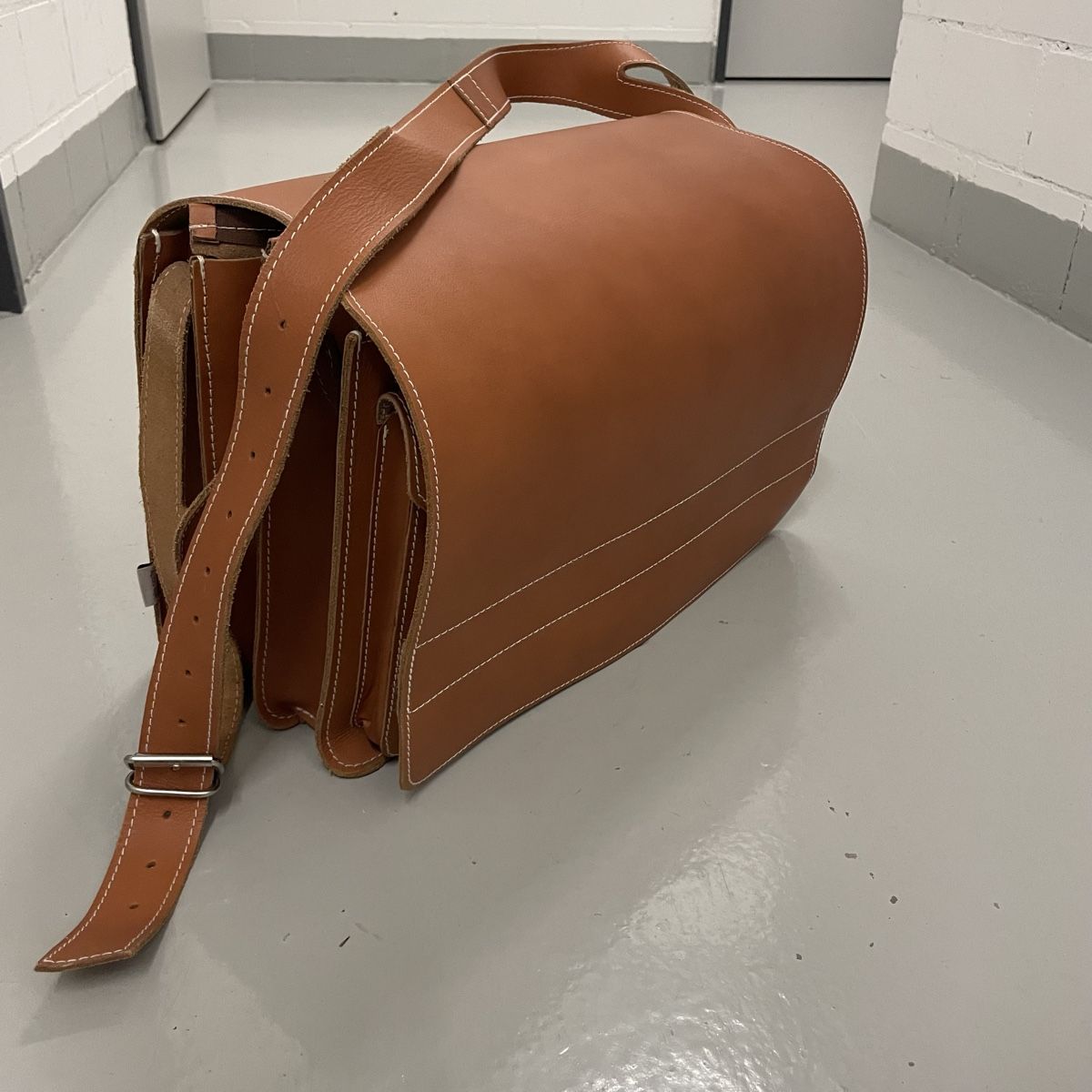 Koffer & Taschen: Grosse Aktentasche/ Lehrertasche aus Leder – Gebraucht aus Oetwil am See von mar_t7ct