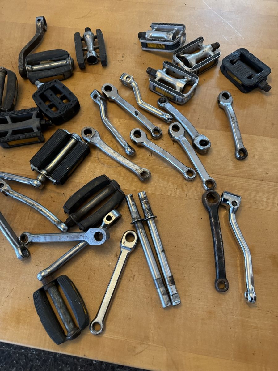 Pièces pour mobylette: Mofa Pedalerie Teile – D'occasion à Dübendorf par Sachs621 1