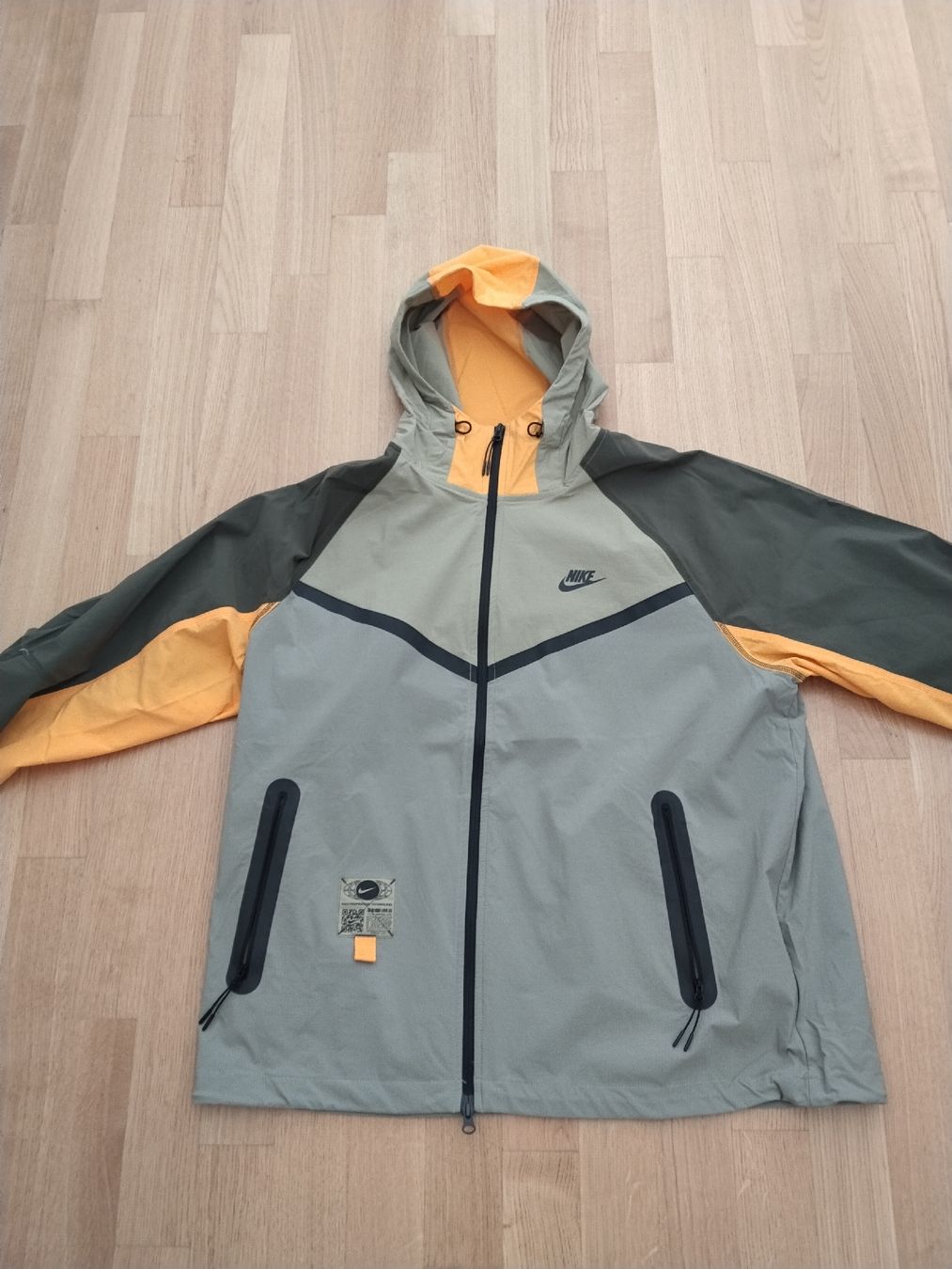 Nike Giacche: Nike Windjacke – Nuovo (secondo la descrizione) da Horw venduto da Cs2006