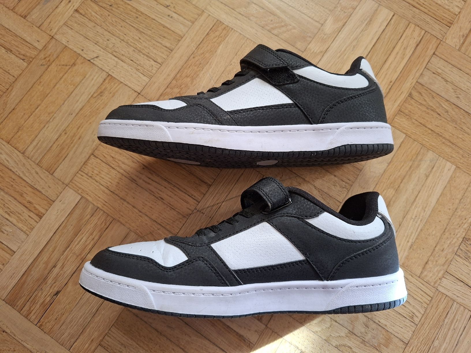 Victory Scarpe per ragazzi: Sneakers Victory taille 39 – Nuovo (secondo la descrizione) da Gumefens venduto da izalala 4