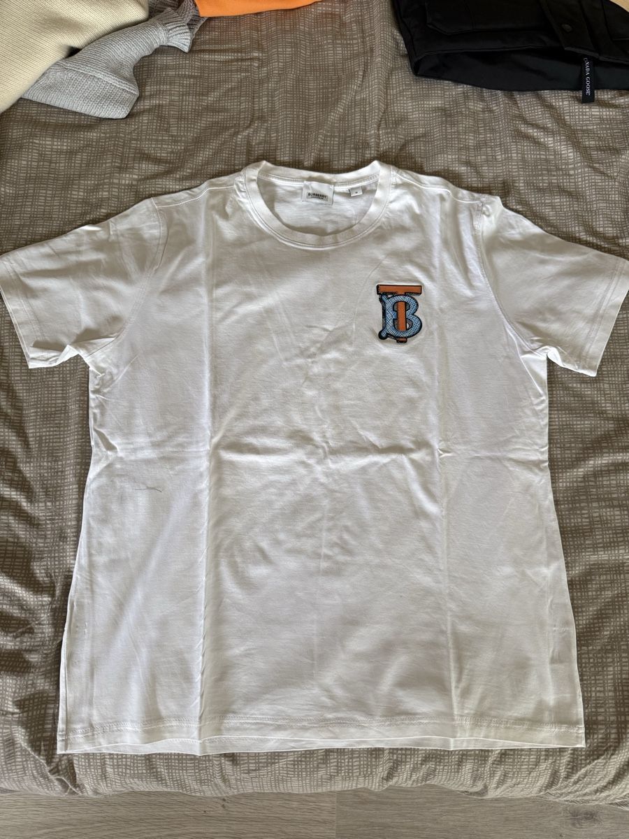 Burberry T-shirt: T shirt Burberry – Nuovo (secondo la descrizione) da Genève venduto da tho_5cfx 2