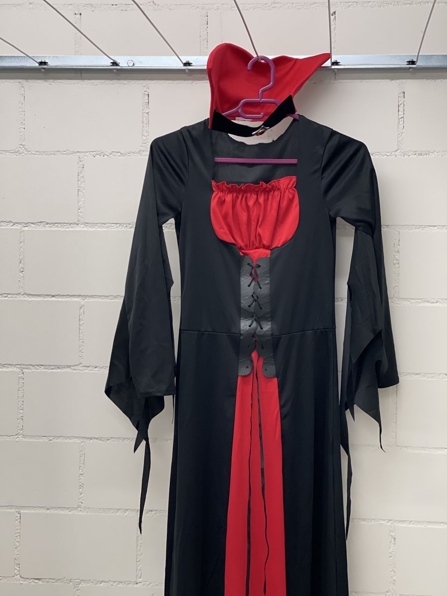 Costumi: Vampire costume for Halloween, size M, with hat & bag – Nuovo (secondo la descrizione) da Dietikon venduto da ami_zvp7 1