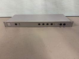 Neuwertiges UniFi USG-PRO-4 Security Gateway für Profis