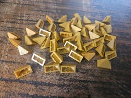lego 15571 lot de 50 pièces Pearl Gold Slope 45 2 x 1 Triple