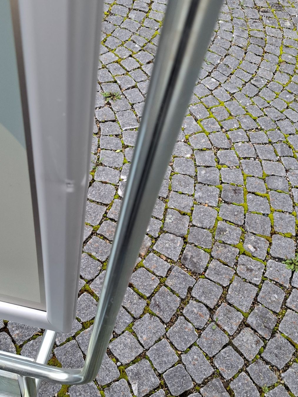 Ladenausstattungen & Messebau: Präsentationsständer – Gebraucht aus Goldingen von aaaooo 3