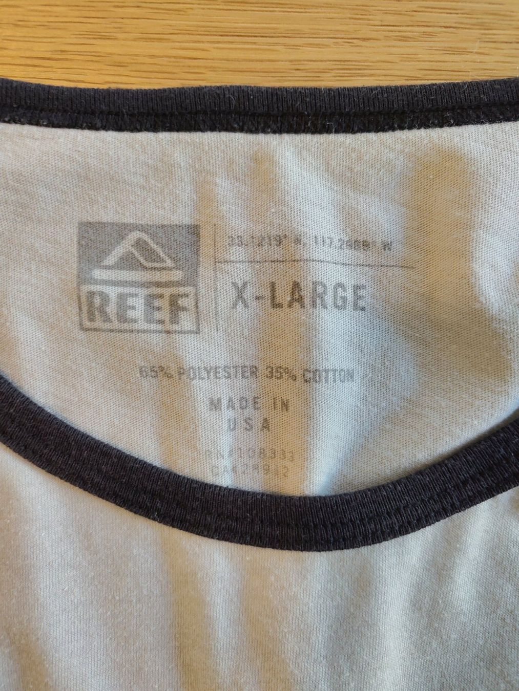 T-shirt: Reef Tanktop XL surf – Usato da Interlaken venduto da dmncmg 2