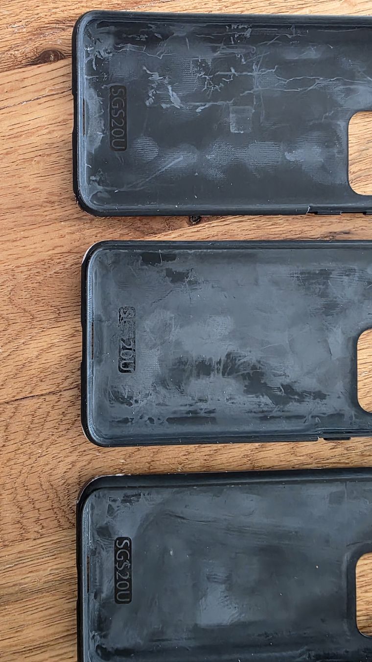 Telefoni cellulari / Smartphones: smartphonehülle Burga – Usato da Zürich venduto da _Meli 2