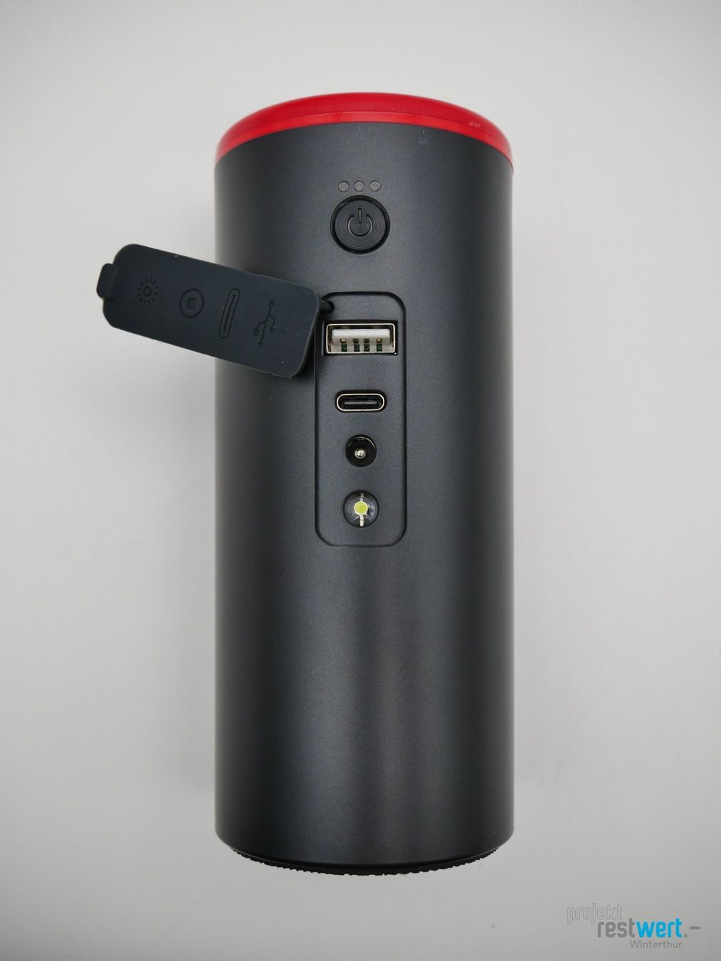 Caricabatterie: NONAME Smart Auto Kit mit Powerbank – Nuovo (secondo la descrizione) da Winterthur venduto da Restwert_Winterthur 2