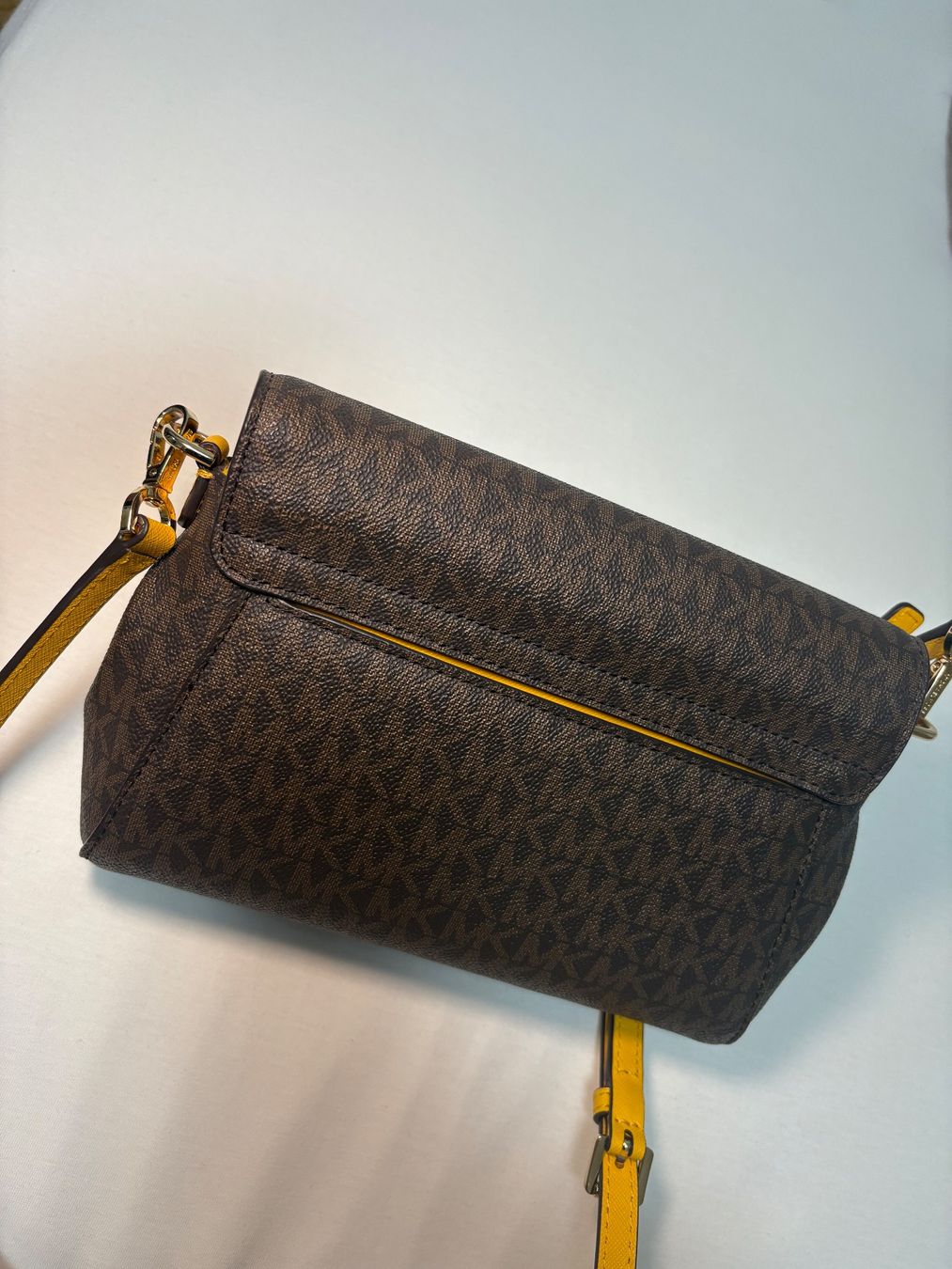 Michael Kors Taschen für Damen: Michael Kors Tasche – Gebraucht aus Uster von Bellaa21 3