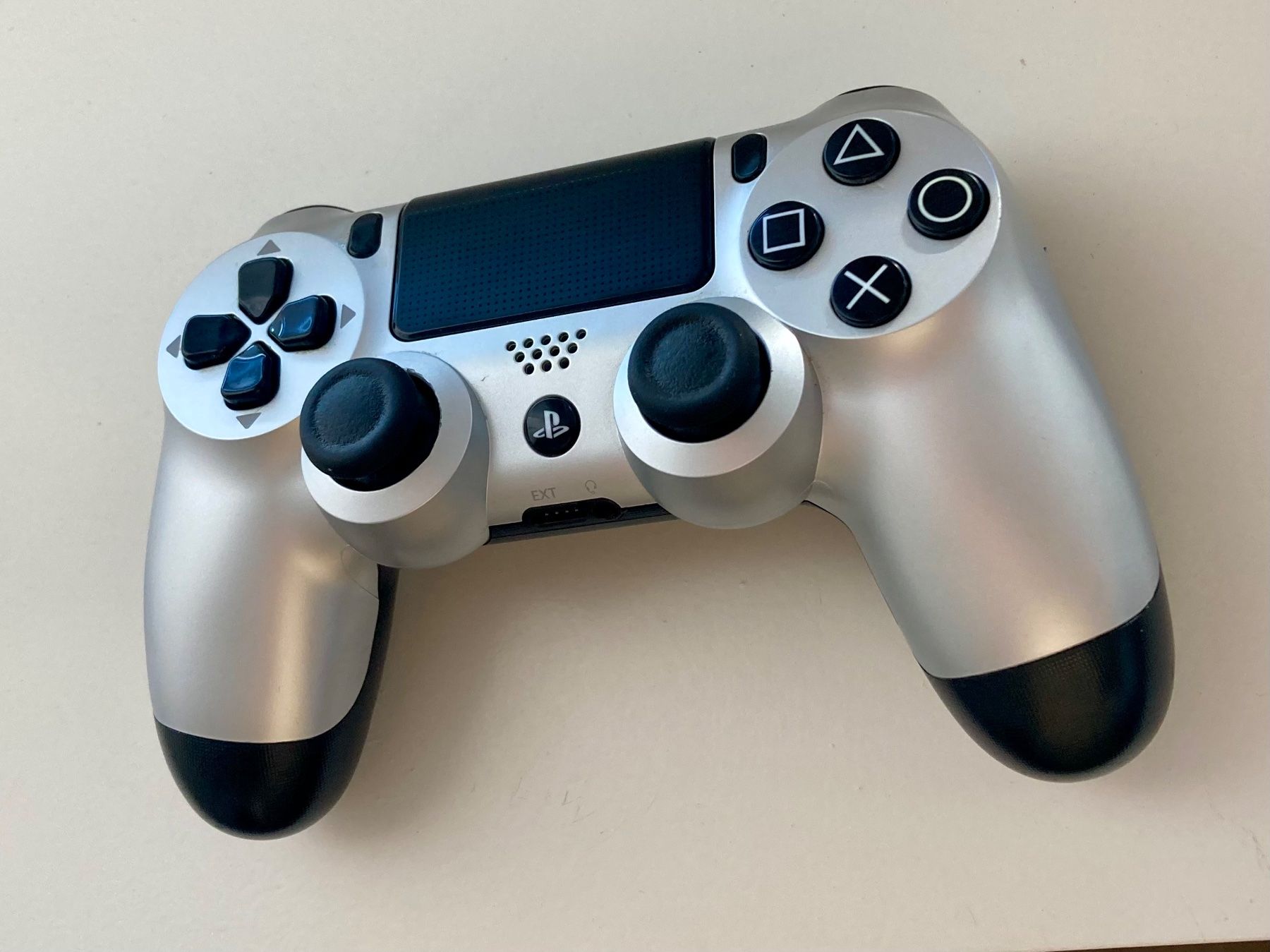 Sony Controller: Joystick PS4 – Gebraucht aus Lausanne von D.D.81 1
