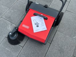 Cleanfix Handkehrmaschine manuell – robust und gepflegt