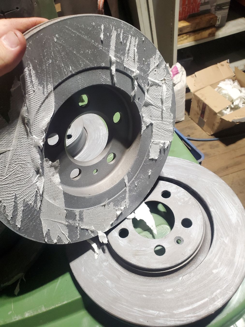 Volkswagen Tutti pezzi di ricambio auto: bremsscheiben vr6 gti 5x100 – Usato da Amriswil venduto da fat_y5h6 3