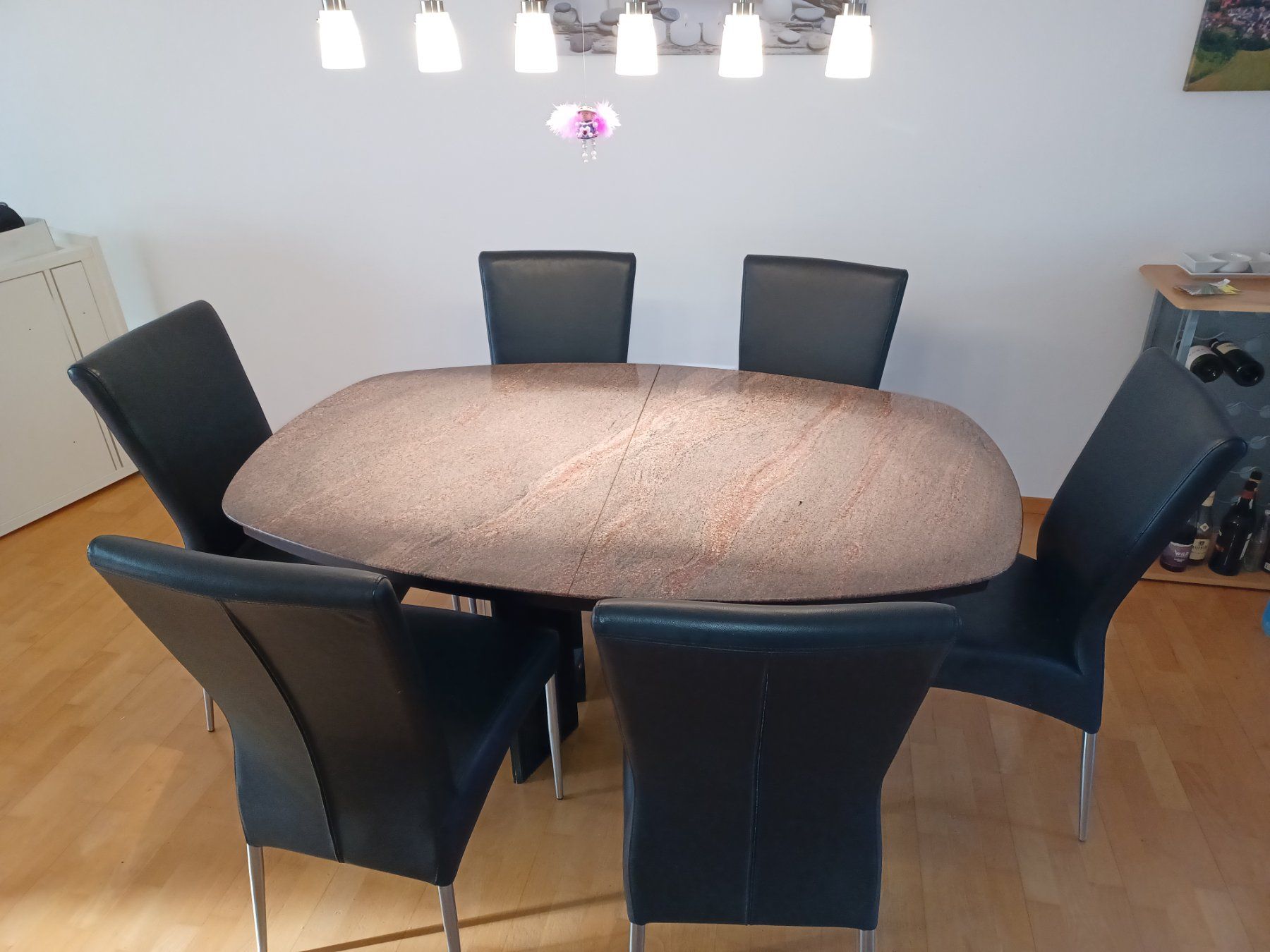 Set di tavolo e panche: Esstisch mit Granit/Holzplatte und 6 Stühle – Usato da Rieden SG venduto da User6